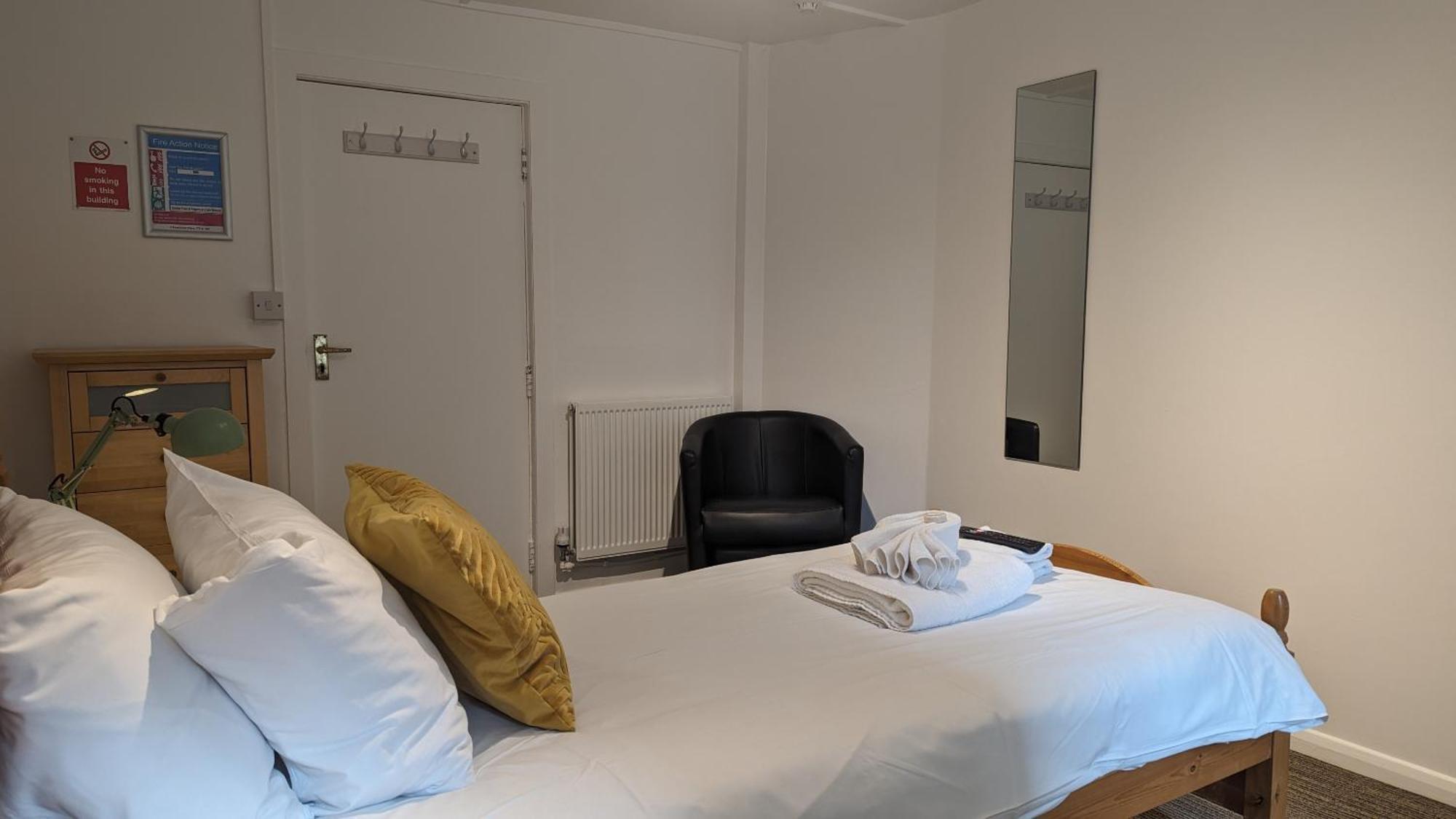 Dover Town Rooms - Short Lets & Serviced Accommodation - Дувър Екстериор снимка